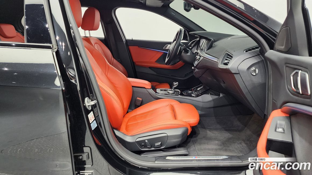 BMW 1 Series (F40) 120i M Sports (09.2021)