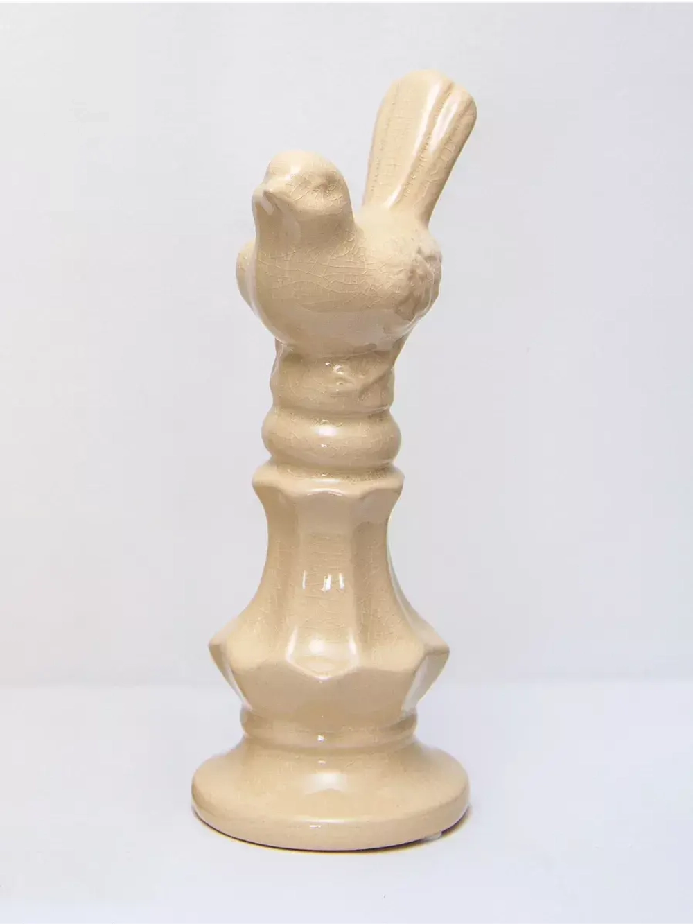 Статуэтки для интерьера на полку