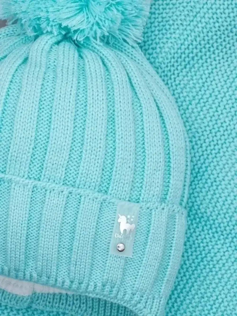 Шапка для девочек осенняя и снуд