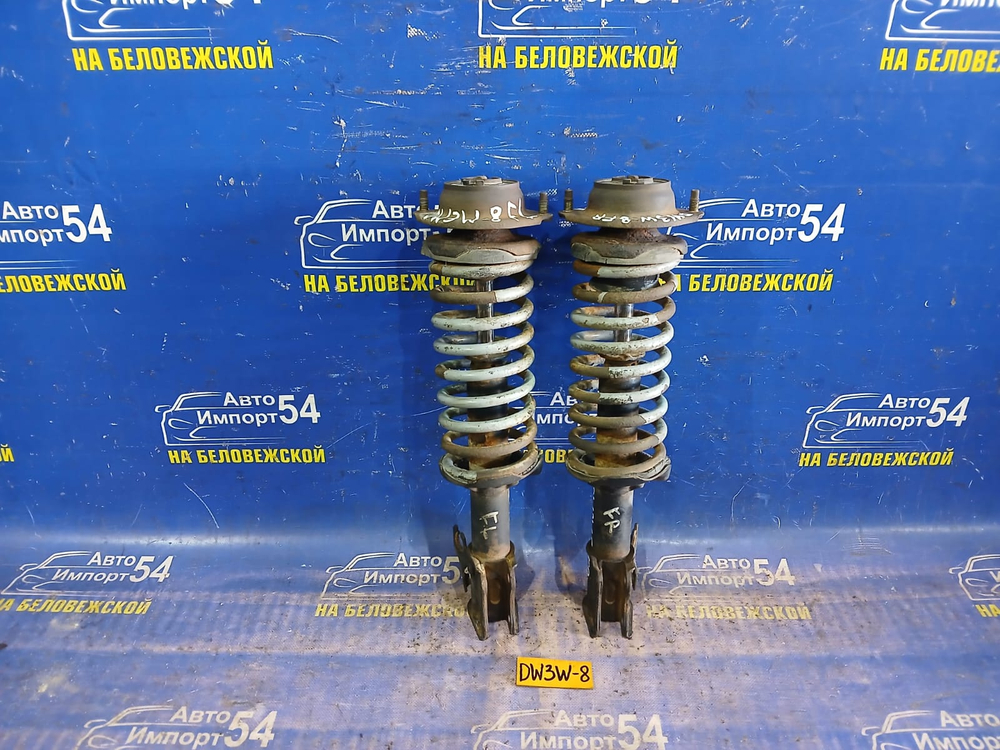 Стойка передняя правая MAZDA DEMIO 1998