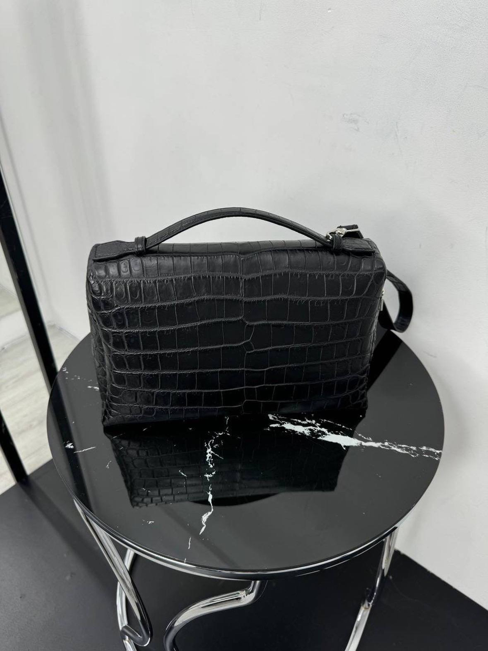 Клатч Loro Piana Extra Pouch L29 из кожи крокодила