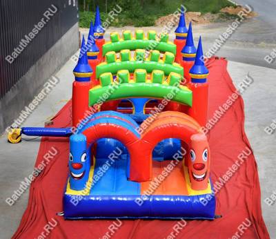 Надувная полоса препятствий "Нарвская крепость" размер 7*3*3 м