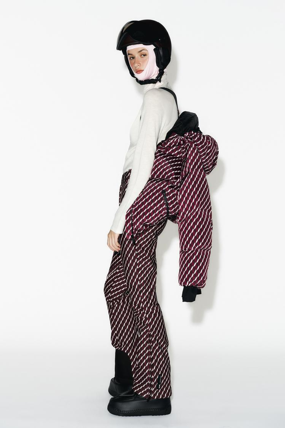 ZARA ВОДОНЕПРОНИЦАЕМАЯ КУРТКА, БУРГУНДИ