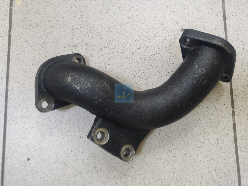 Патрубок верхний правый 236БЕ-1008524-В