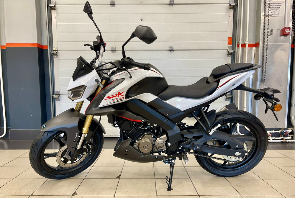 QJMOTOR SRK 125 S (White)