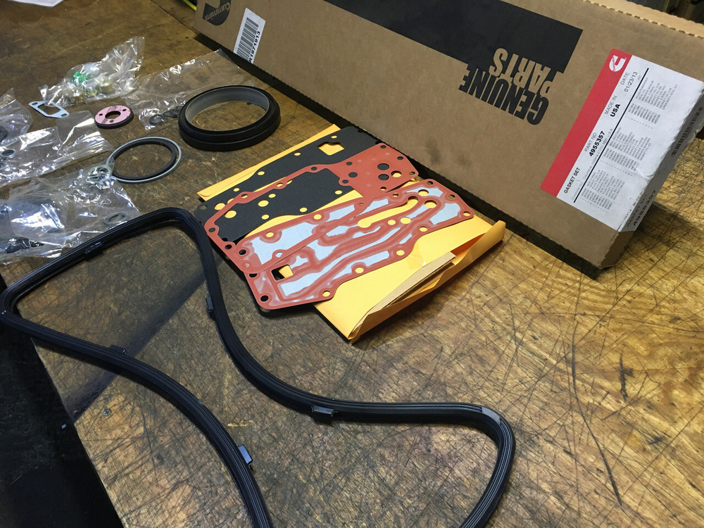 Комплект прокладок нижний Cummins 4955357