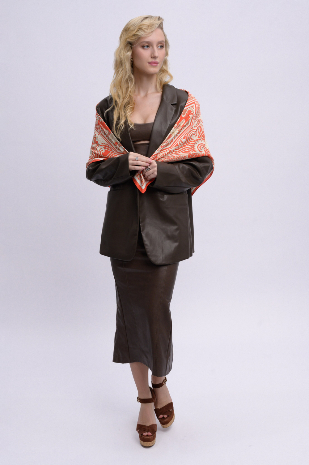 Платок «Русская резьба по кости»