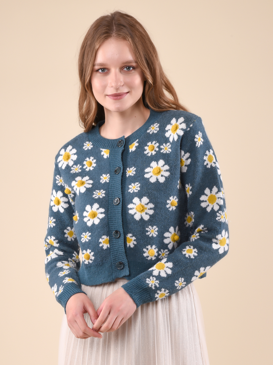 Кардиган женский с объемными ромашками