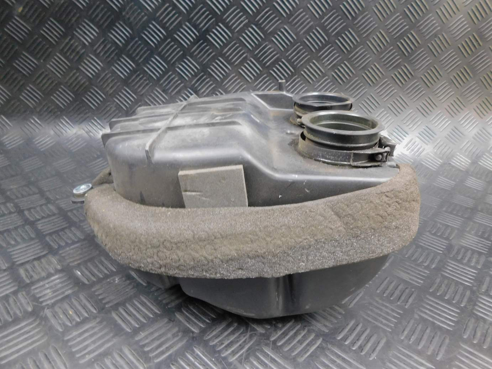 Корпус воздушного фильтра Yamaha TDM850 RN03J 2001