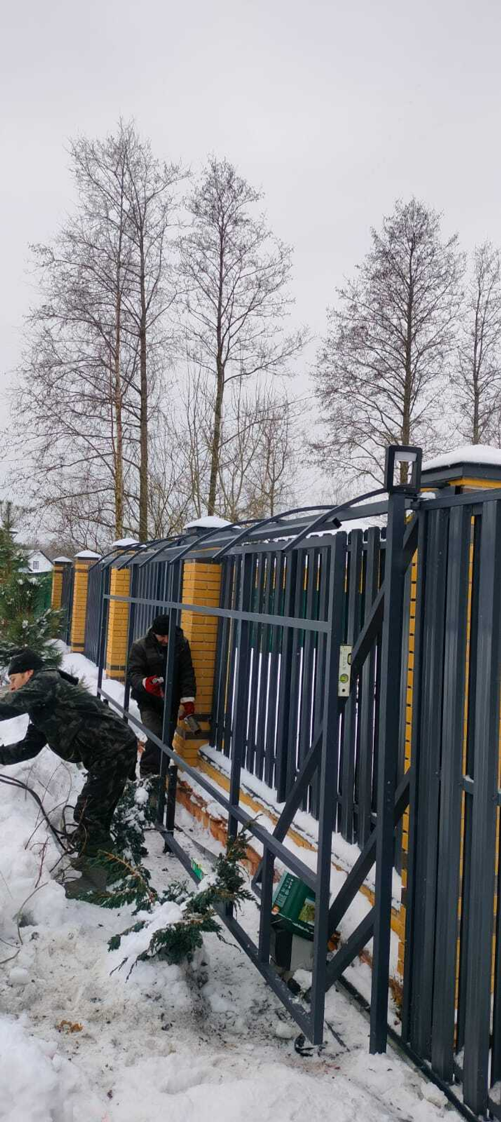 Навес под откатные ворота.