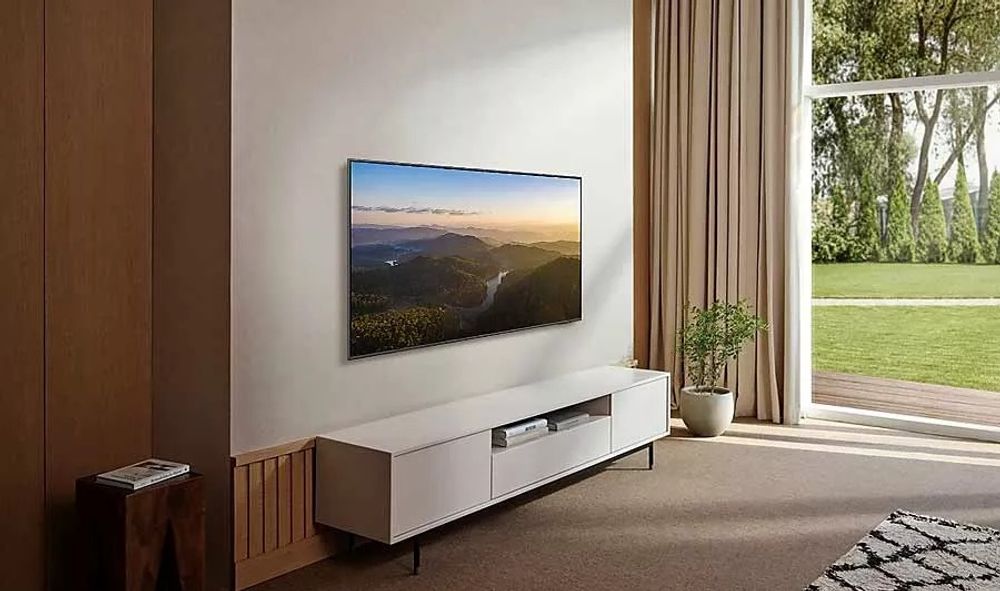 Samsung Q70C 55-inch Ultra HD 4K Smart QLED TV (2024)