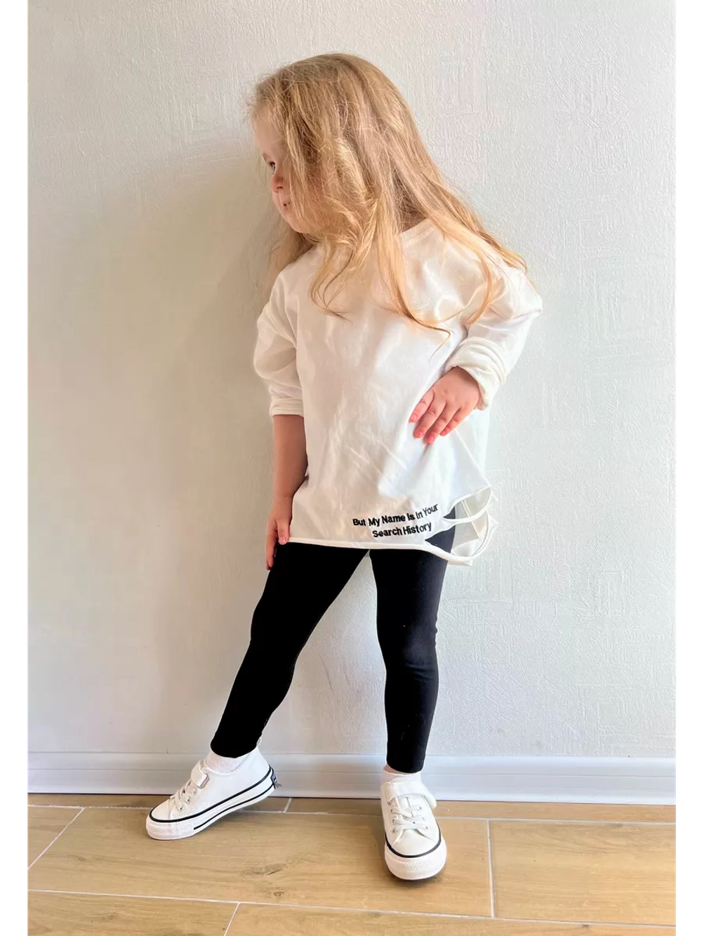 Лонгслив оверсайз с разрезами