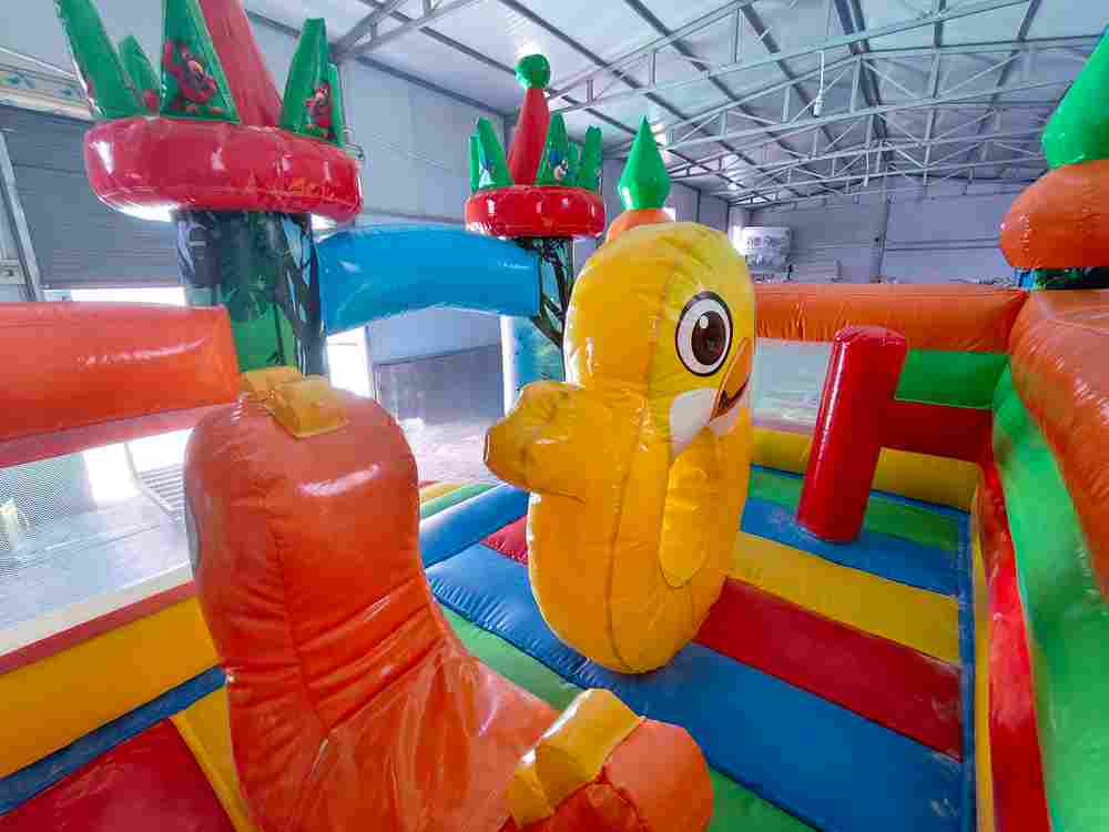 Коммерческий надувной батут «Империя детства», 5*3*2,7 м