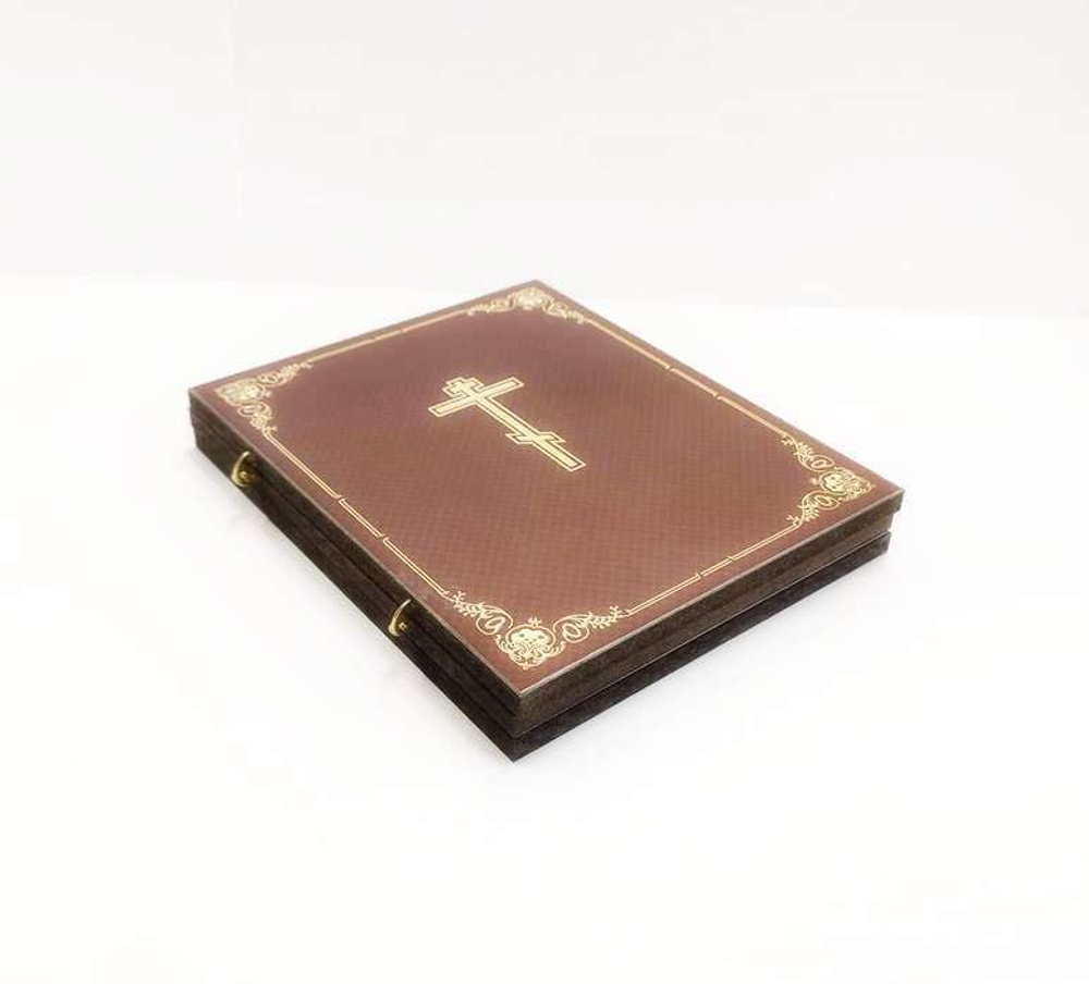 Складень трехстворчатый деревянный "Пресвятая Богородица, Господь Вседержитель, свт. Николай Чудотворец" 11х13