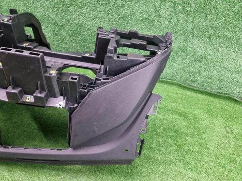 Торпедо Geely Tugella (2019-2024)