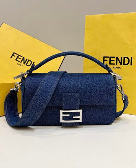 Fendi Baguette 27 cm