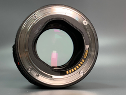 Canon EF 135mm 2L USM