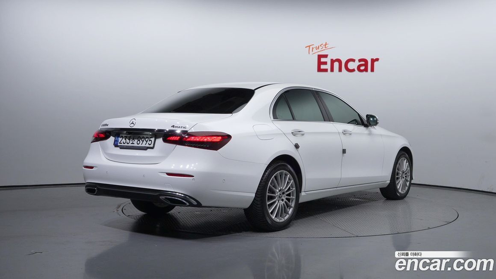 Mercedes-Benz E-Class W213 E220d 4MATIC Exclusive (08.2021)