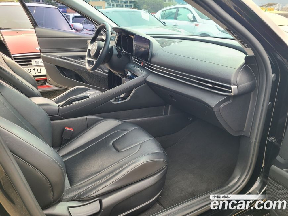 Hyundai Avante (CN7) 1.6 (03.2021)