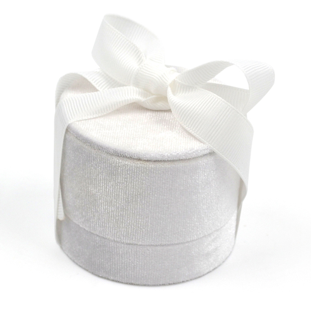 Компактный футляр ювелирный для памятного знака.