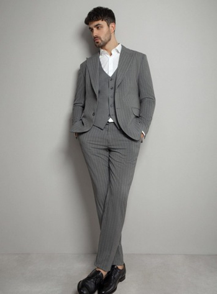 Мужской костюм (серый) С28
