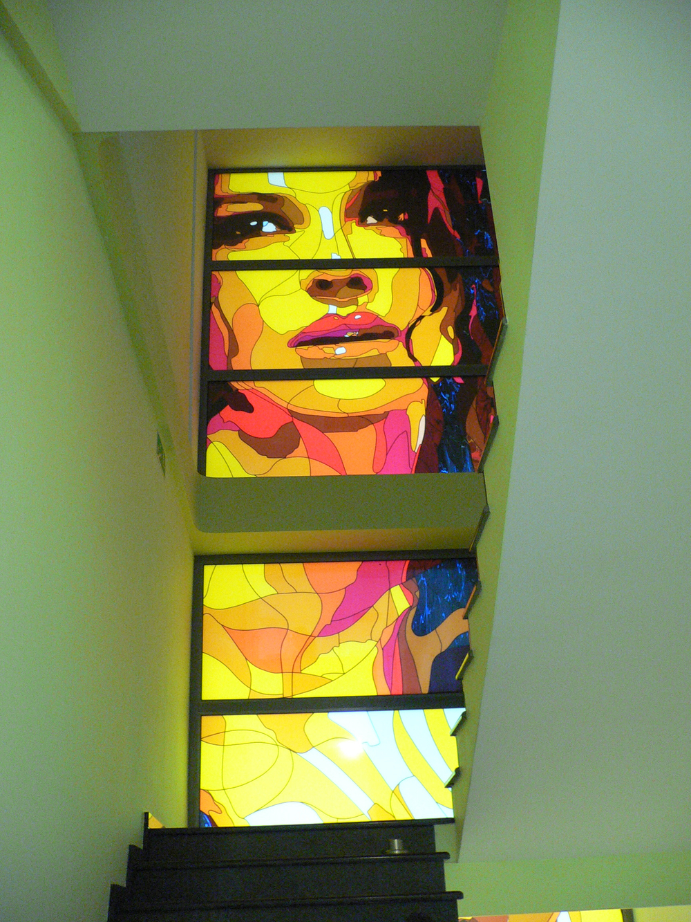 Витражи , UV фотопечать , объёмная UV фотопечать , ультратонкие ( 7 мм ) световые панели.