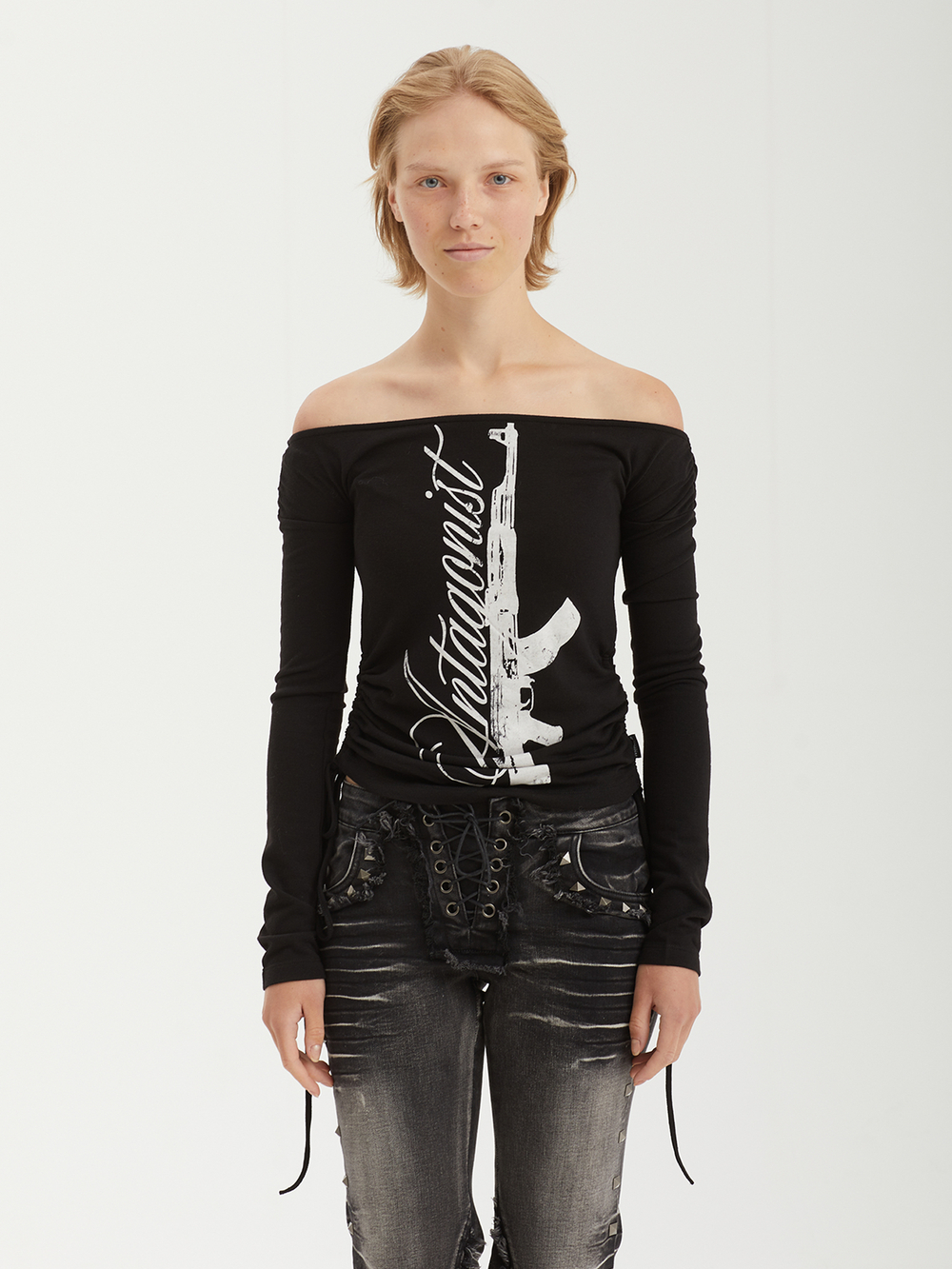 Топ Havoc Black Gun Graphic Off Shoulder