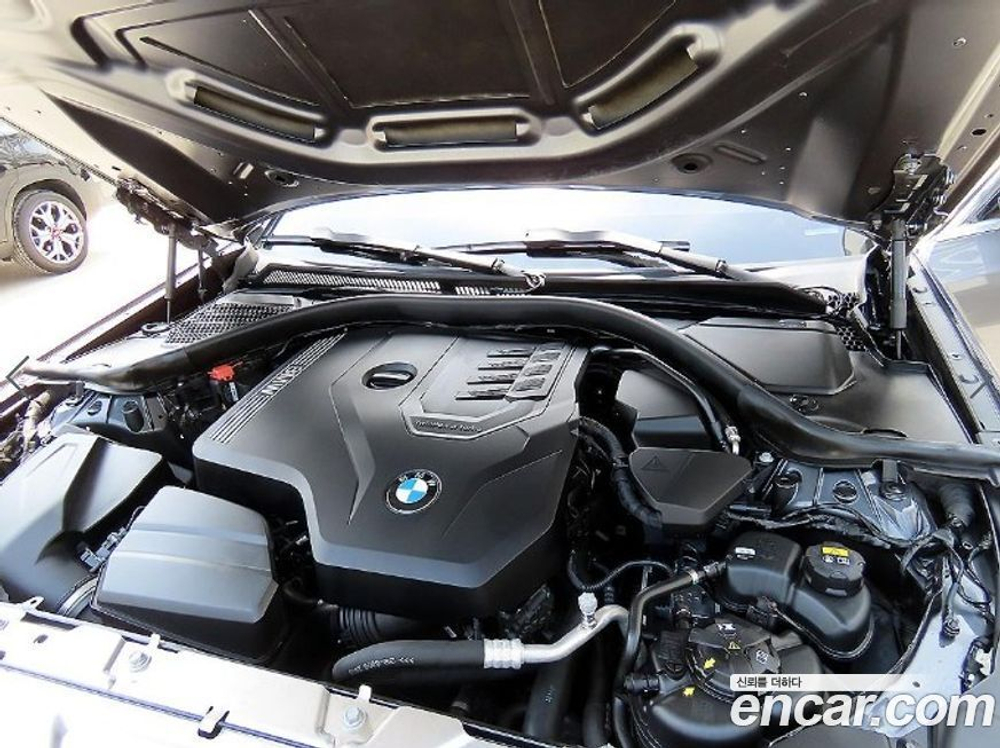 BMW 3 Series (G20) 320i Luxury (04.2020)