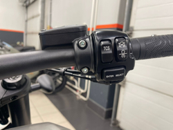 QJMOTOR SRV 600 V (Gray)