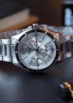 Часы Casio MTP-1374D-7A