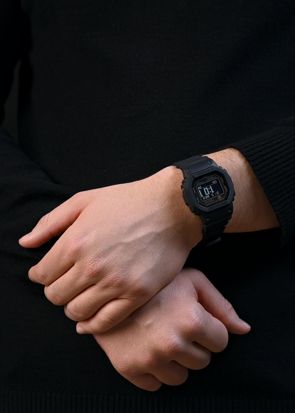 Часы Casio DW-H5600-1ER