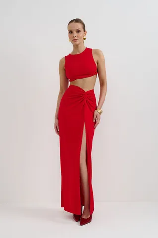 Юбка из вискозы с перекрутом красного цвета