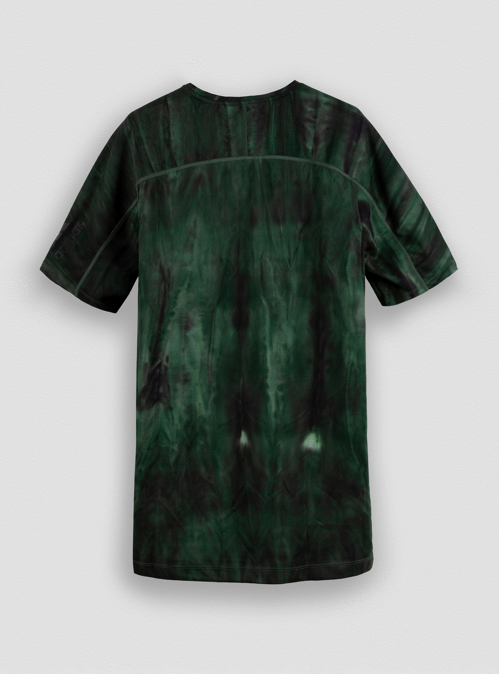 Футболка Adidas OVERSPRAY GRAPHIC TEE HL8761