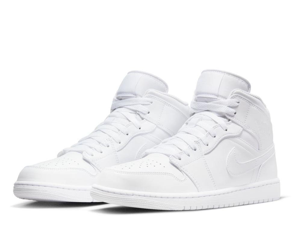 Баскетбольные кроссовки Air Jordan 1 Mid "Triple White"