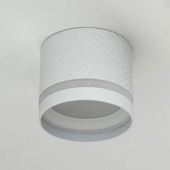 Светильник накладной GX53 граненый с кольцом Белый 21009