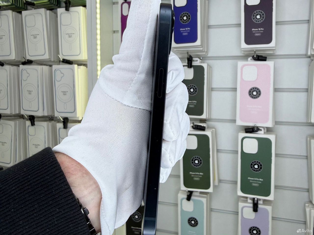 iPhone 13, 128 ГБ, SIM + eSIM б/у