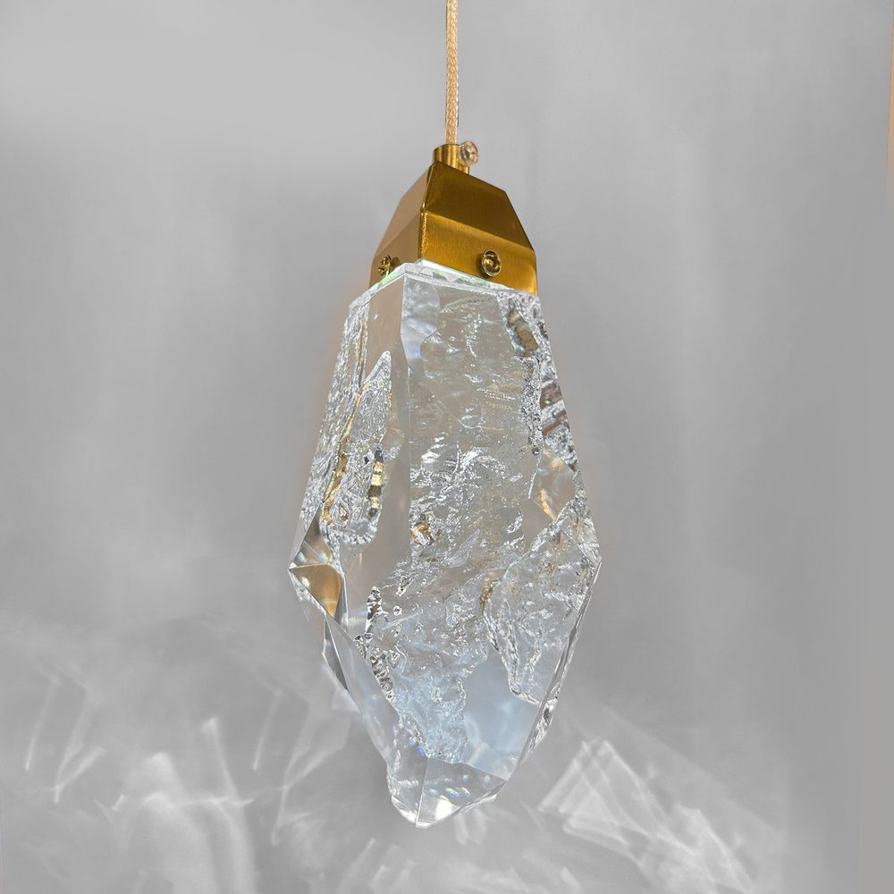 Подвесной светильник 111-3P gold