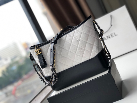 Chane1 Gabrielle 28 cm