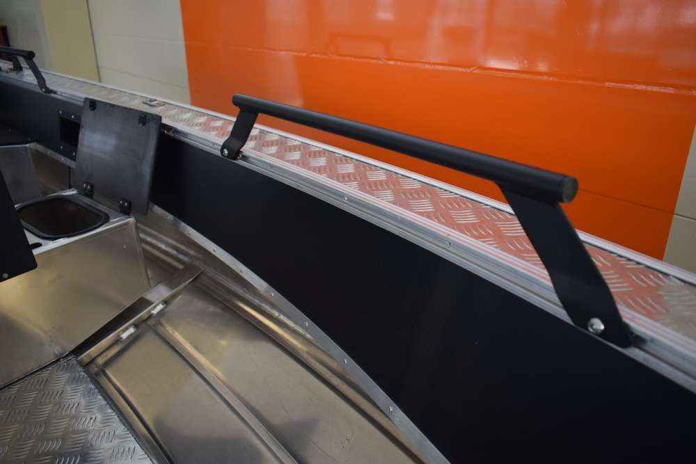 Алюминиевая лодка WELLBOAT-37