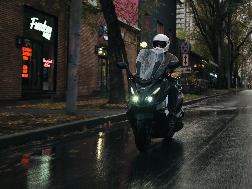 Скутер CRUiSYM a 300