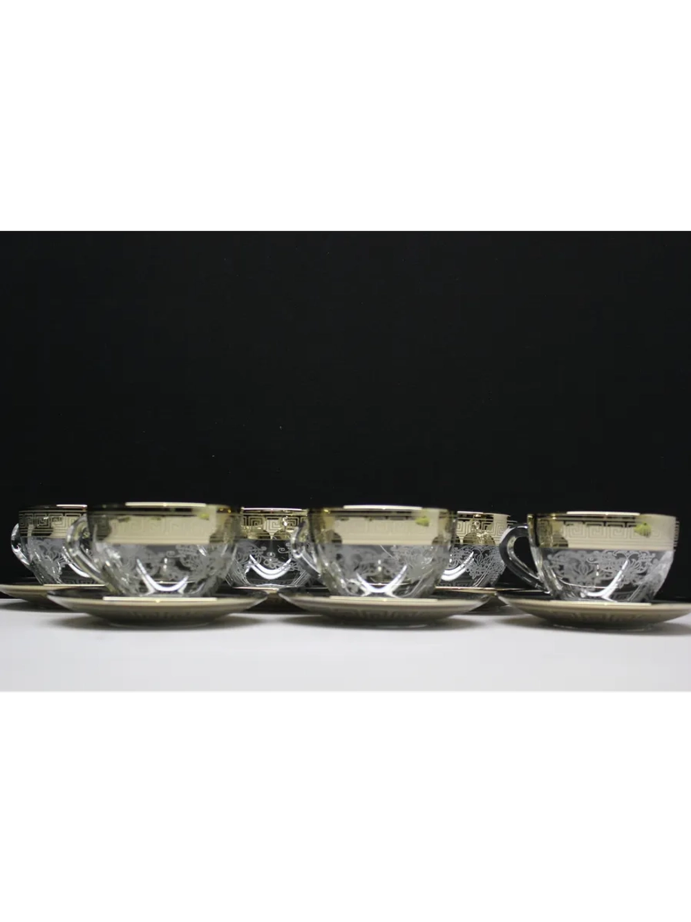 Чайный сервиз на 6 персон