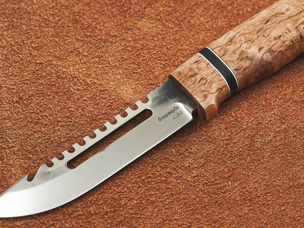 Рыбацкий нож "Барракуда", сталь AUS 8, рукоять стабилизированная карельская береза