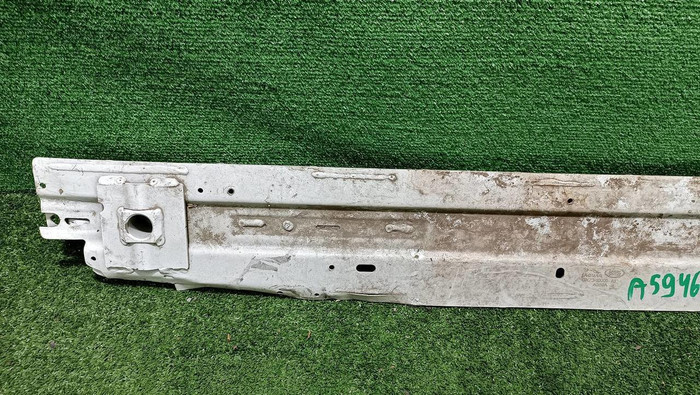 Усилитель передний Jaguar XF 2 (2015-н.в.)