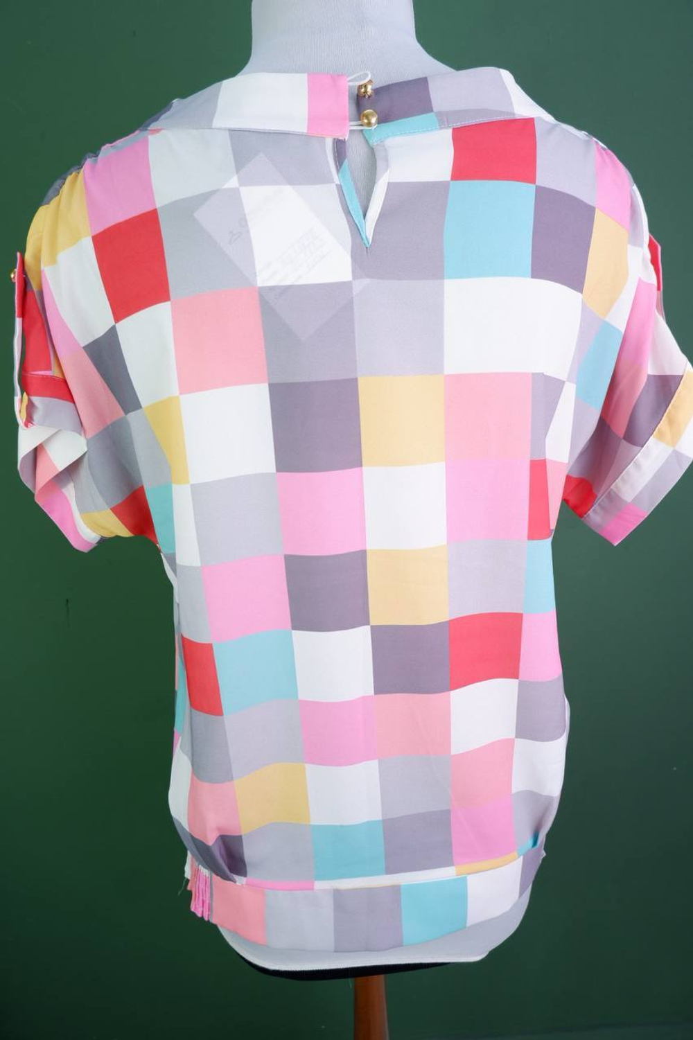 Блузка Carla оригинальная, маркировка 42, визуально на 48 размер