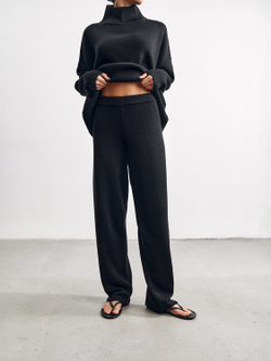 Брюки WEEKEND, чёрный