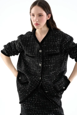 Жакет-тулуп черный с вкраплениями