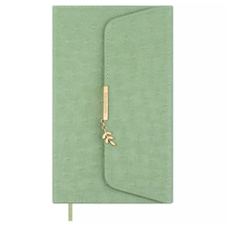 Ежедневник недатированный ESCALADA, А5, 160 л., арт. 70669/ 15 СТРАУС ОЛИВКОВЫЙ (кожзам: 126х211 мм, твёрдый переплёт, материал обложки: искусственная кожа "Страус"; способ крепления блока: ниткошвейный; декор: металлический шильд с декоративной мета