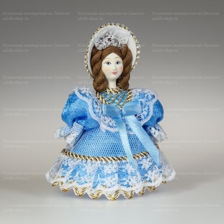Малая подвесная кукла Барышня в капоре