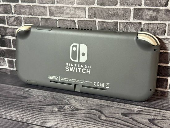 Игровая приставка Nintendo Switch Lite (Grey, S/N: XJE10013233791)