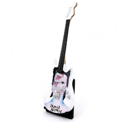 Гитара сувенирная David Bowie